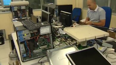 La OCU pone a prueba algunos centros de reparaciones informáticas