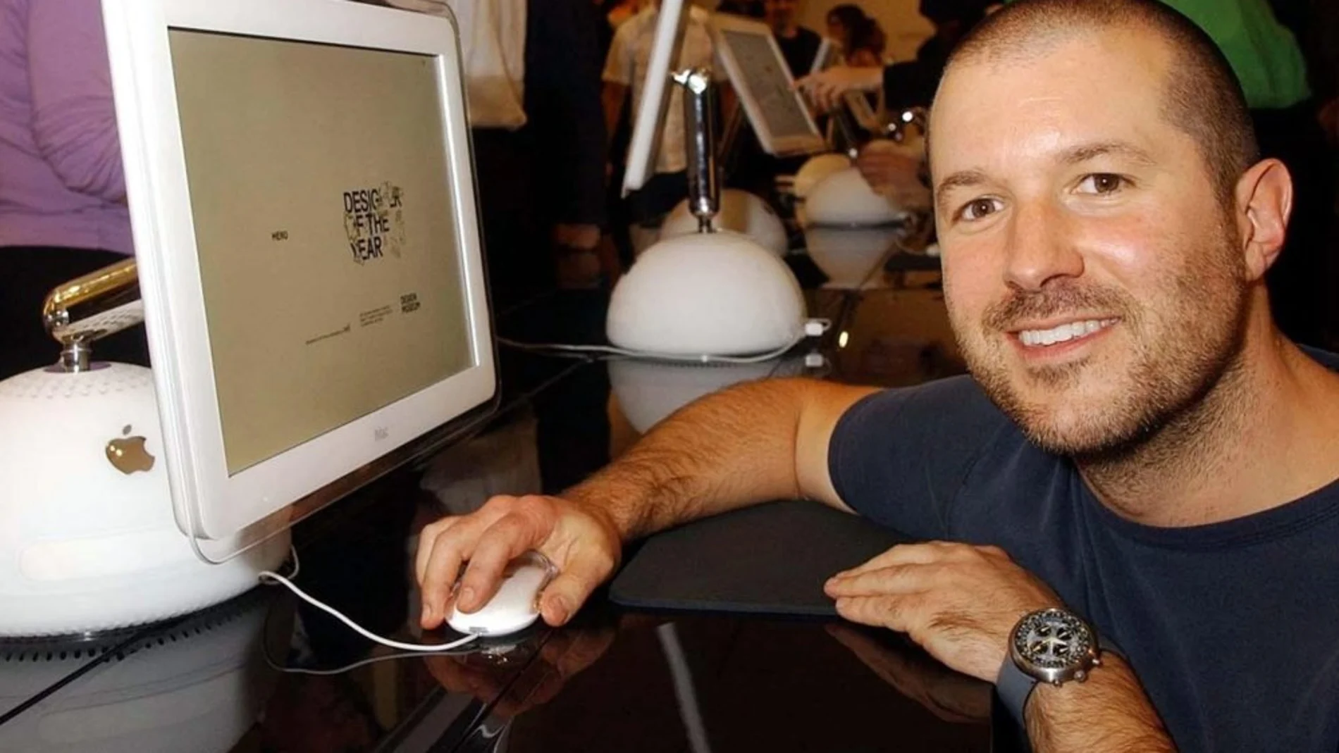 Jonathan Ive, el 'guru' de los diseños de Apple. Jonathan Ive, el 'guru' de los diseños de Apple.