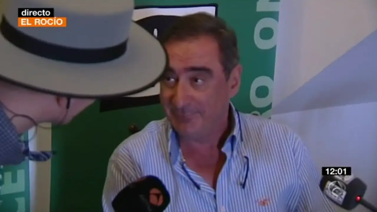 Visitamos a Carlos Herrera en el Rocío