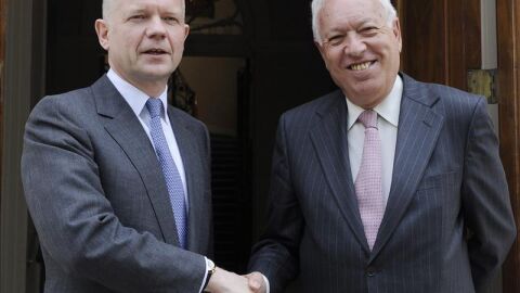 Jos&eacute; Manuel Garc&iacute;a Margallo con el ministro de Exteriores de Reino Unido
