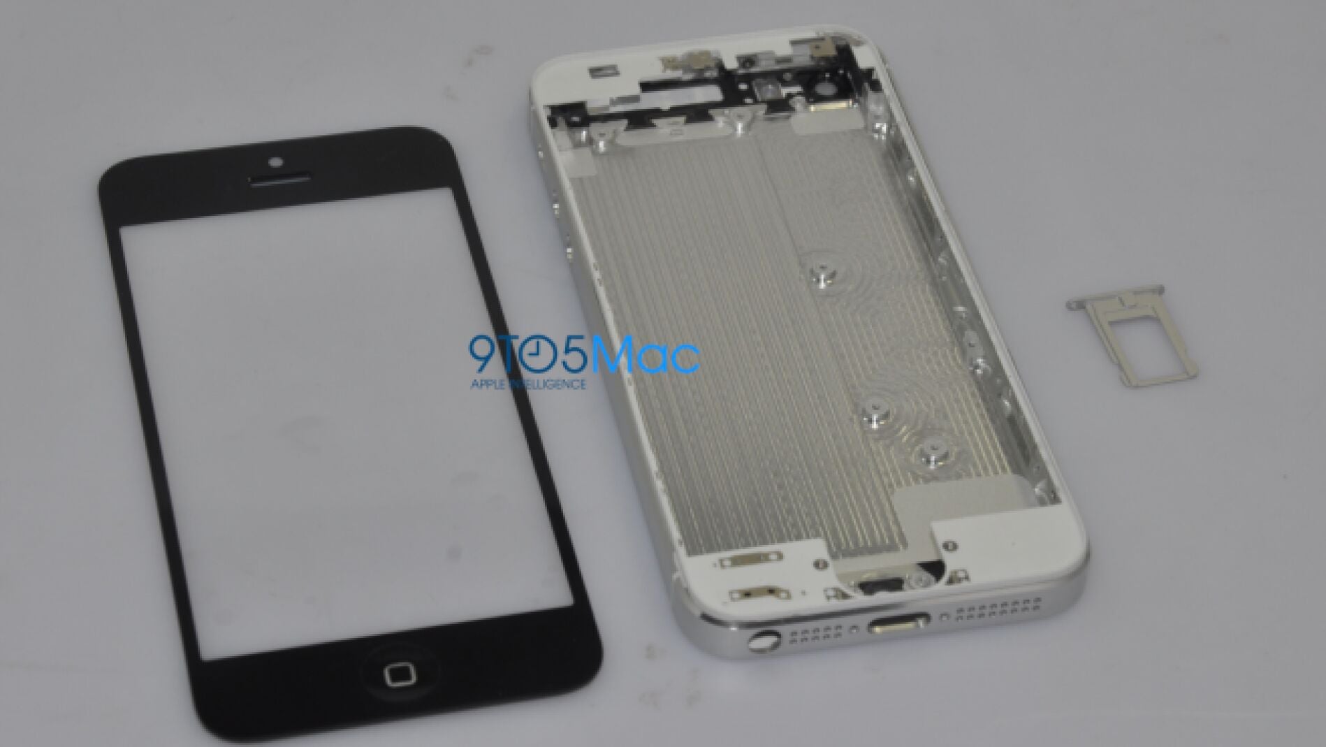 Primeras im&aacute;genes del iPhone 5