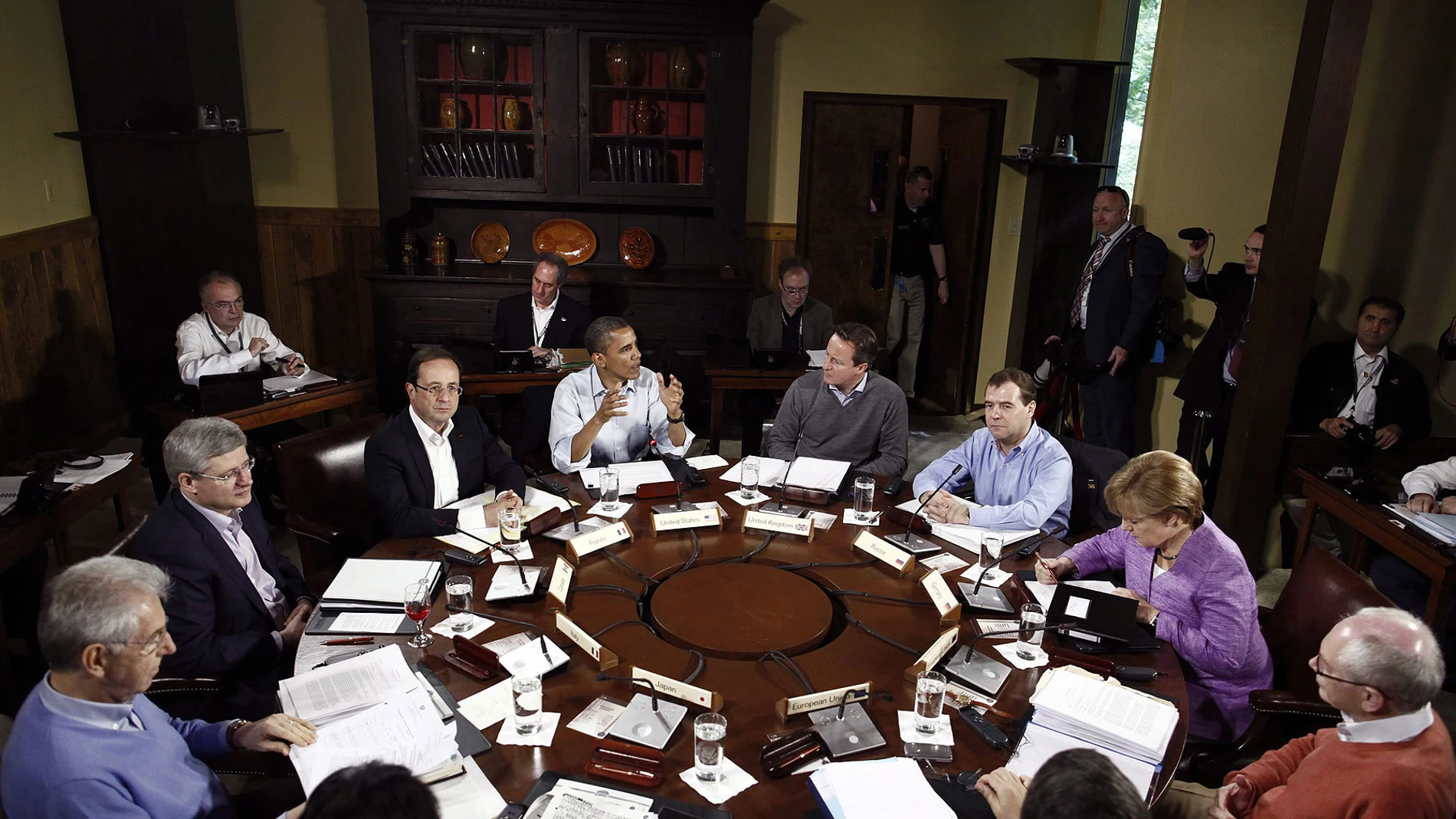 Obama, Merkel, Hollande y Monti abordan crisis europea y situación en Siria Obama, Merkel, Hollande y Monti abordan crisis europea y situación en Siria