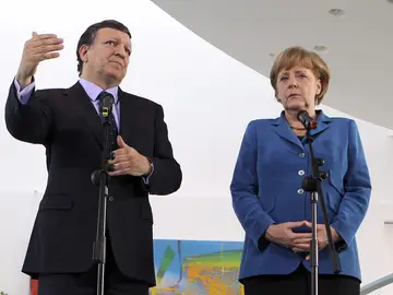 Durao Barroso junto a Merkel Durao Barroso junto a Merkel