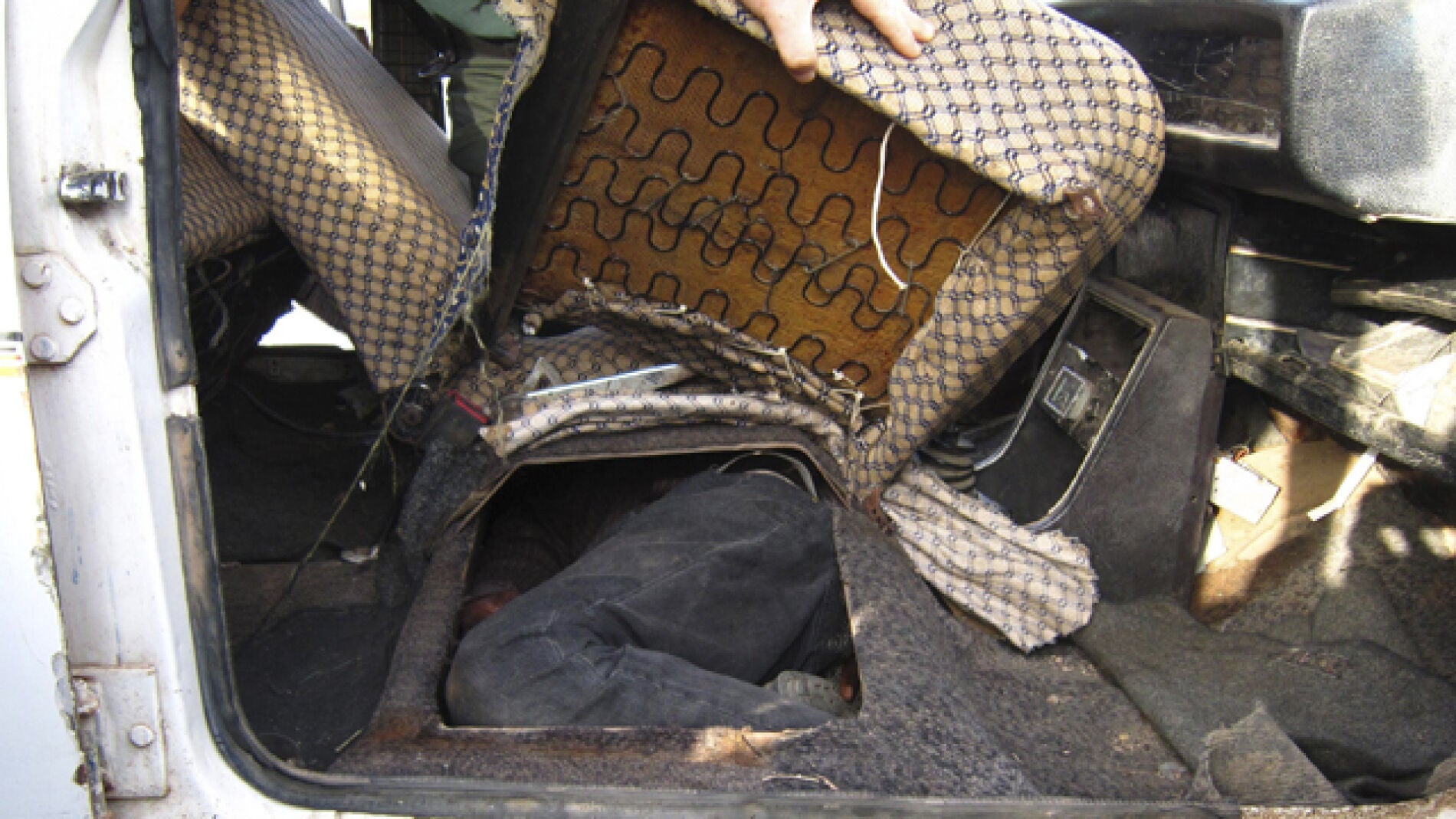 El inmigrante detectado en el interior de un veh&iacute;culo