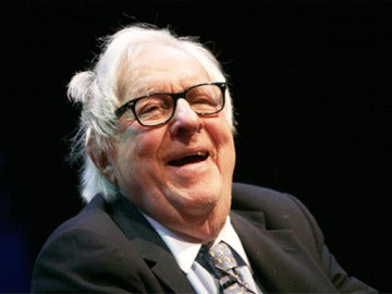 El escritor americano de ciencia ficción Ray Bradbury. El escritor americano de ciencia ficción Ray Bradbury.