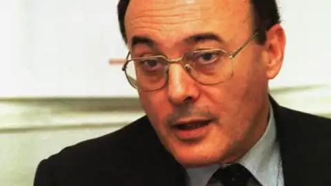 Luis Linde, nombrado nuevo gobernador del Banco de España Luis Linde, nombrado nuevo gobernador del Banco de España