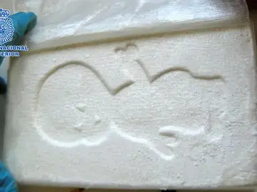 Incautados 120 kilos de cocaína en un contenedor cisterna Incautados 120 kilos de cocaína en un contenedor cisterna