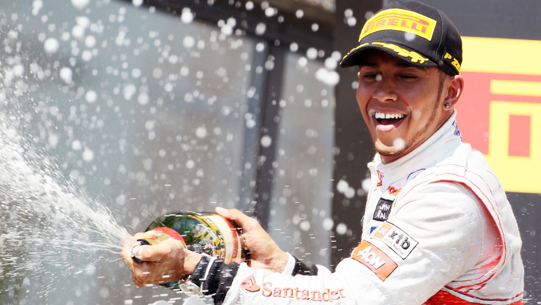 Lewis Hamilton en el podio