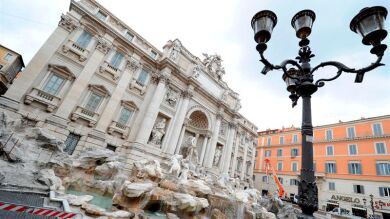 El alcalde de Roma busca un patrocinador para restaurar la Fontana de Trevi