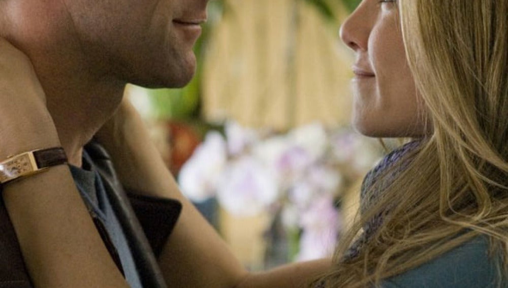 Con Aaron Eckhart en 'Love Happens'