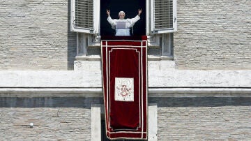 El Papa durante el tradicional rezo del Ángelus 