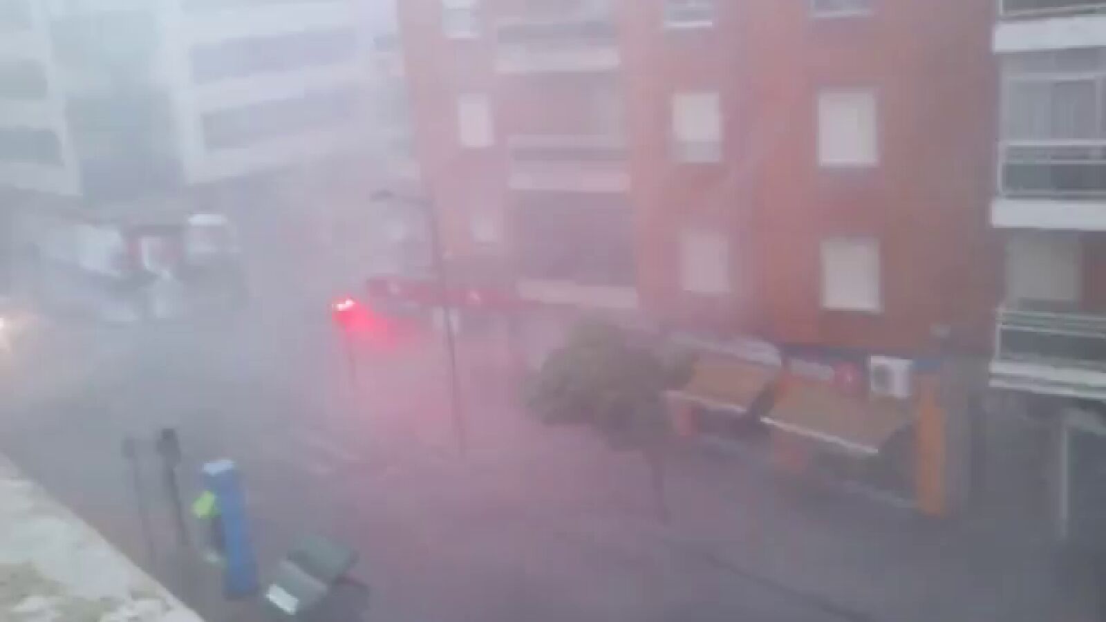Una tromba de agua cae sobre Albacete