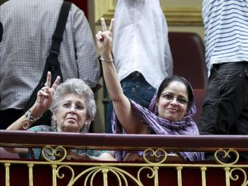 Pilar Bardem con activistas saharauis en el Congreso