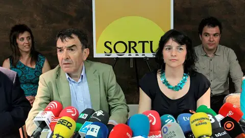Rueda de prensa de Sortu Rueda de prensa de Sortu