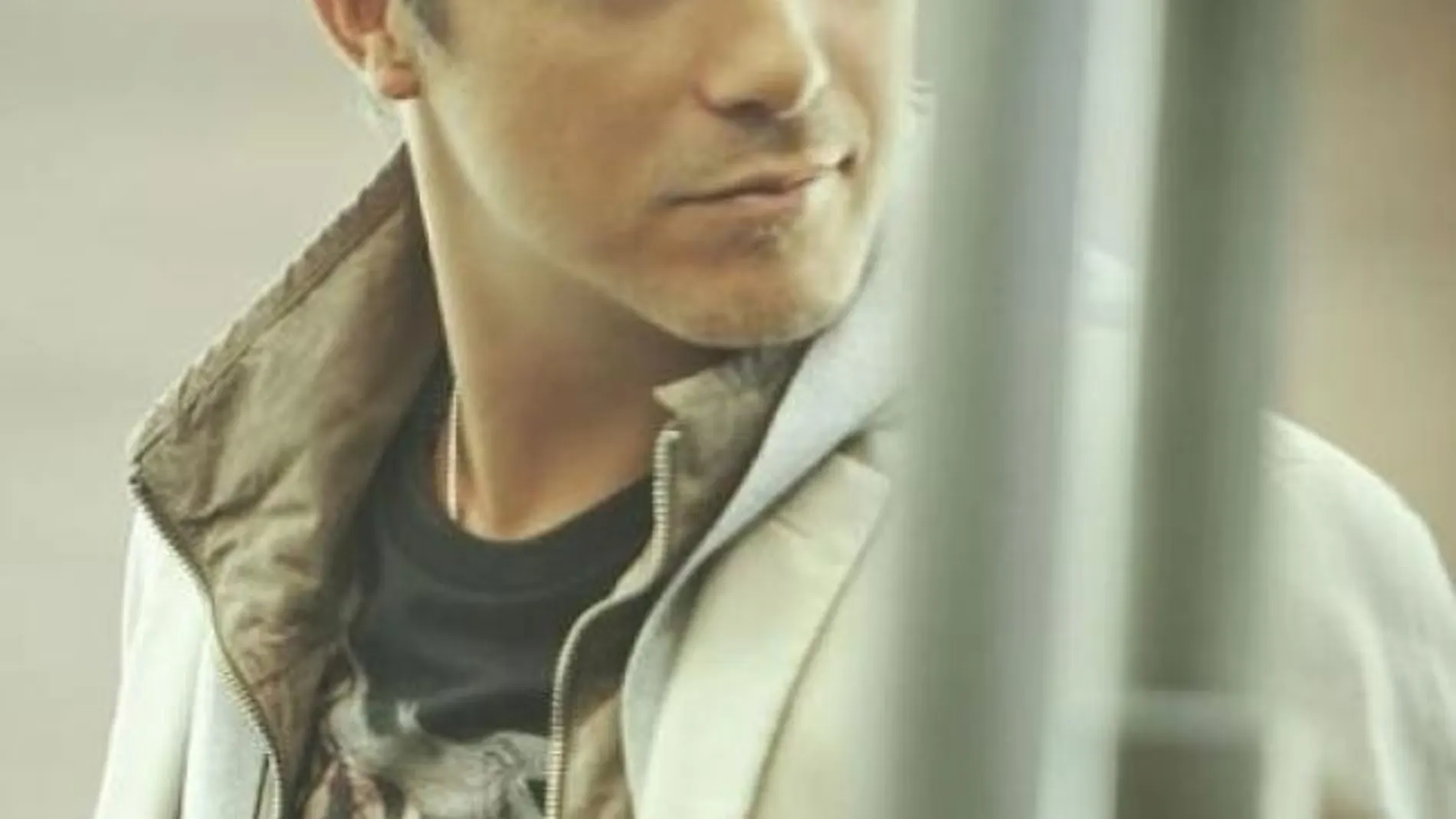 Imagen promocional del nuevo single del cantante Alejandro Sanz Imagen promocional del nuevo single del cantante Alejandro Sanz