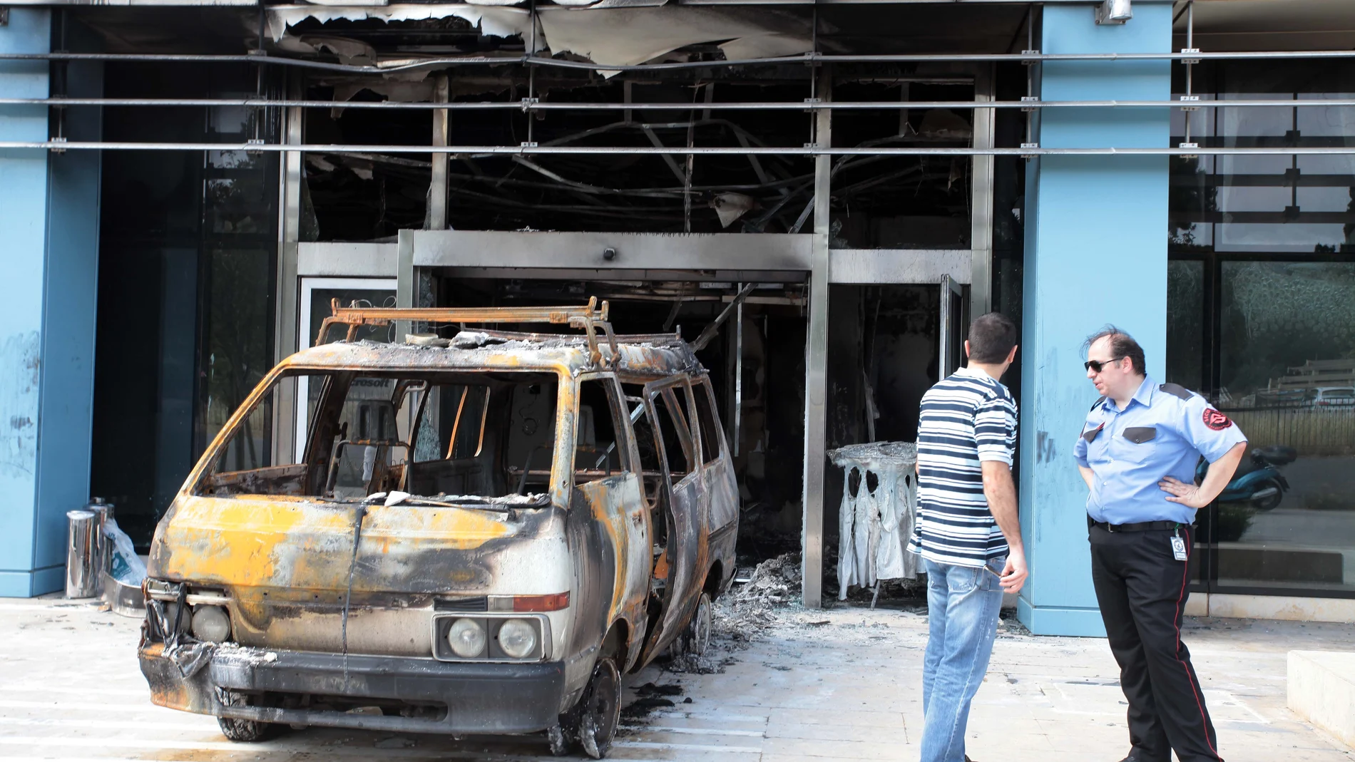 La sede de Microsoft calcinada La sede de Microsoft calcinada