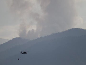 Un incendio arroja agua sobre las montañas de Colorado Un incendio arroja agua sobre las montañas de Colorado