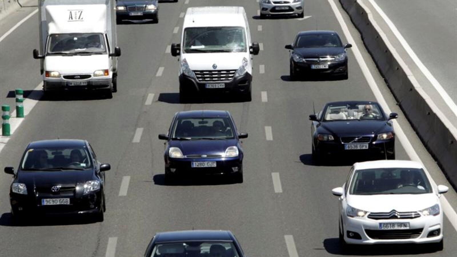 Detenido por intentar atropellar a un agente y conducir ebrio, sin carné y a 200 km/h 