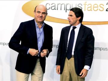 De Guindos en el Campus FAES con Aznar