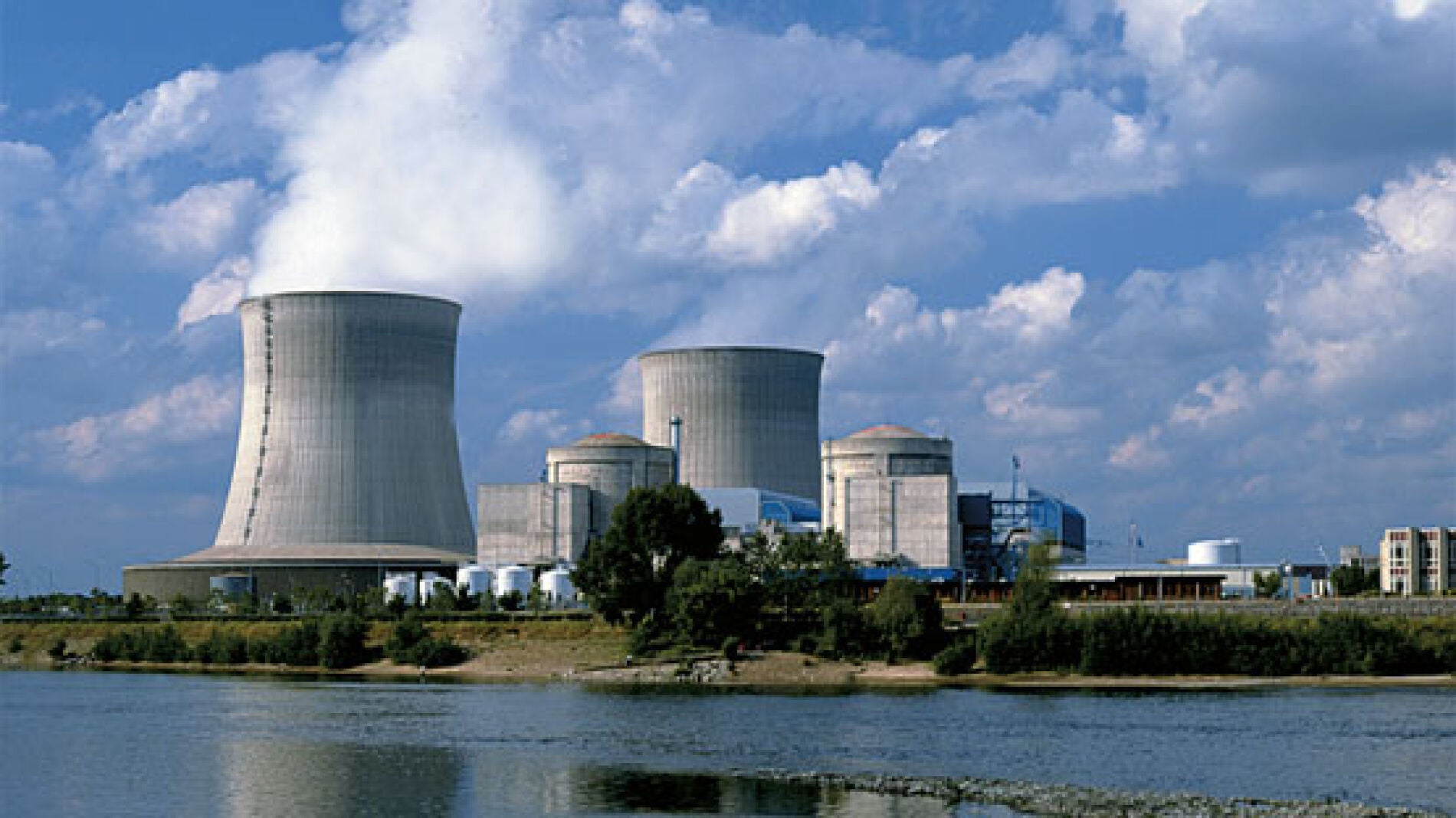 Central nuclear de Garo&ntilde;a en Burgos
