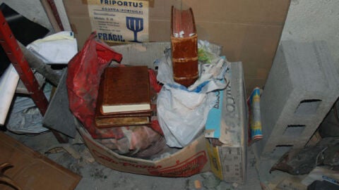 El C&oacute;dice se encontraba entre bolsas de cemento