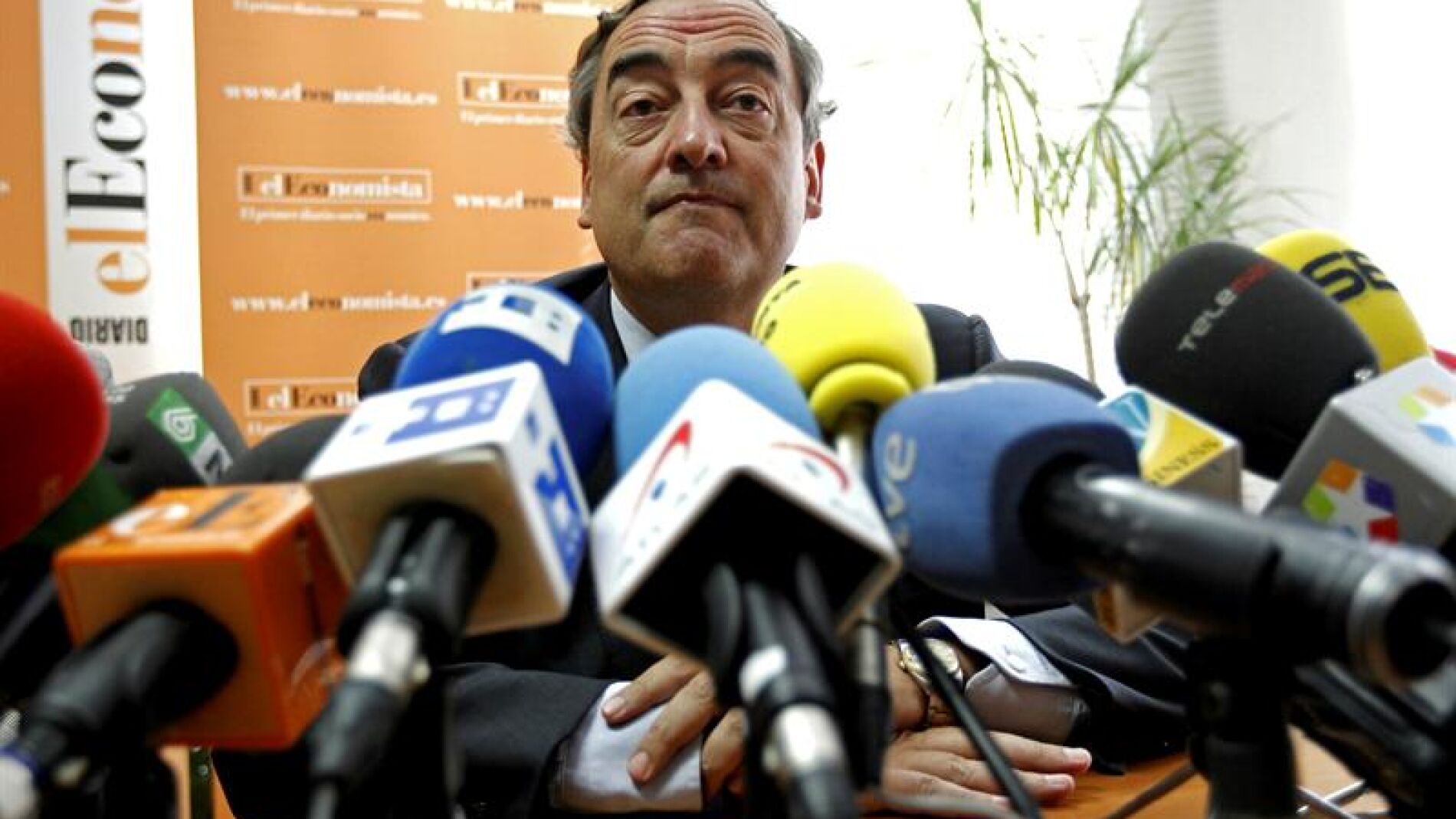 Rosell, presidente de la CEOE, ante la prensa