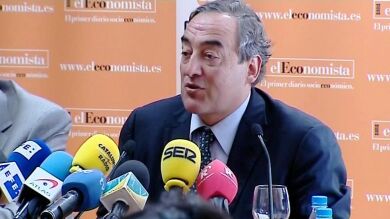 La patronal recomienda que los salarios no suban más del 0,6% este año y el que viene