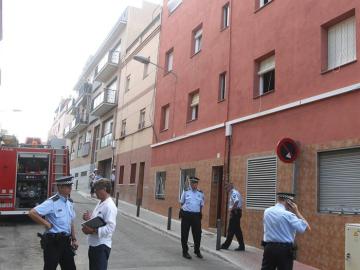 30 personas desalojadas por un derrumbe en Badalona 30 personas desalojadas por un derrumbe en Badalona