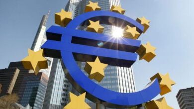 Bruselas advierte al Gobierno de que si hay bajada de impuestos la recuperación podría frenarse