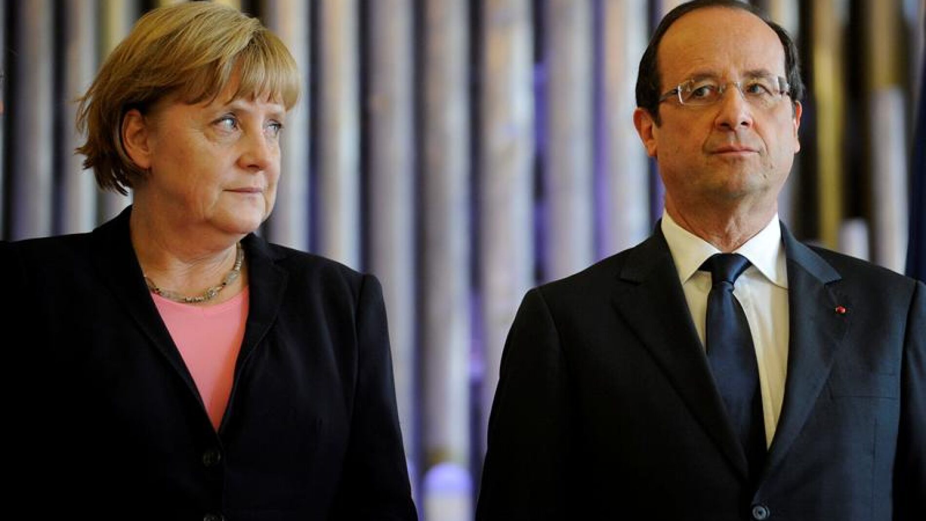 El presidente de Francia, Fran&ccedil;ois Hollande, y la canciller alemana, Angela Merkel