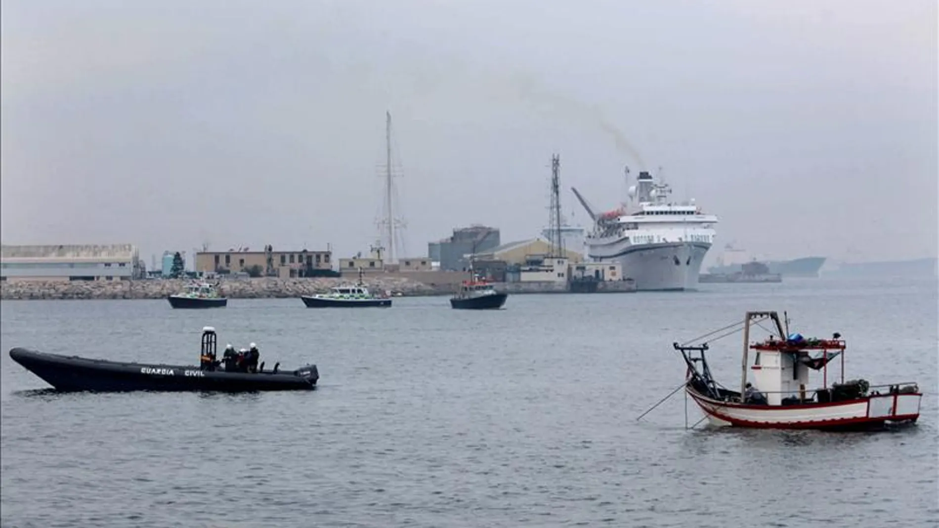 El marisquero "Divina Providencia", de La Línea de la Concepción El marisquero "Divina Providencia", de La Línea de la Concepción