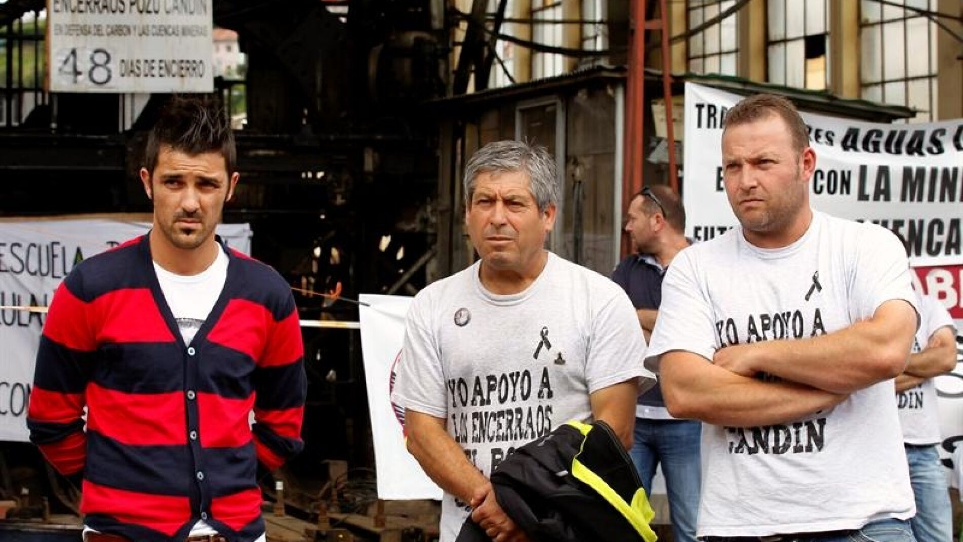 David Villa con los mineros en Langreo