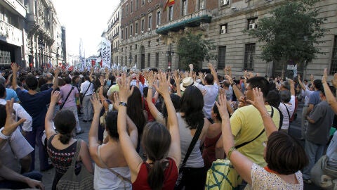 Funcionarios protestan en el ministerio de Hacienda