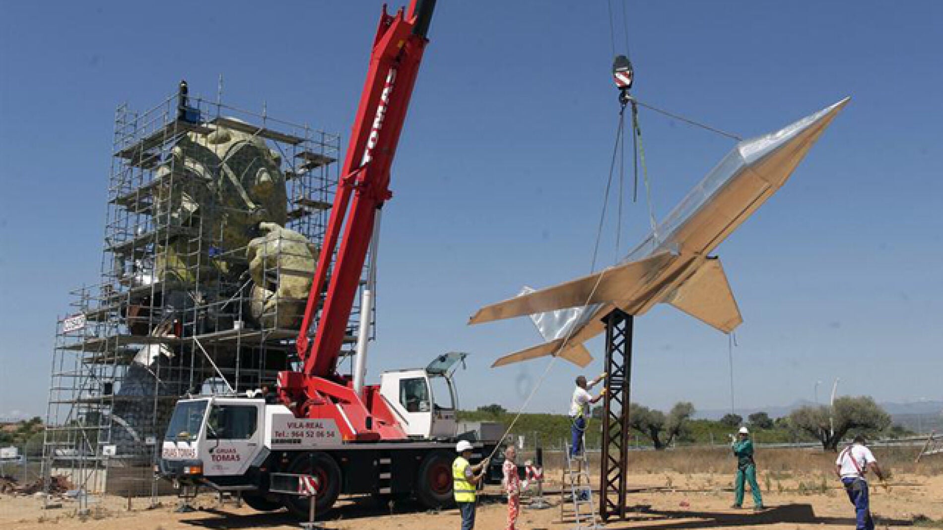El primer avi&oacute;n del aeropuerto de Castell&oacute;n