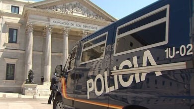 La seguridad del Congreso garantiza un pleno tranquilo a pesar de las nuevas protestas