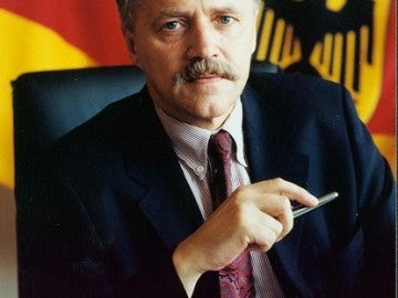 El presidente del departamento, Heinz Fromm El presidente del departamento, Heinz Fromm
