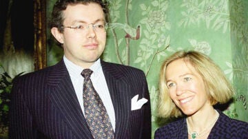 Kristian Rausing junto a su esposa fallecida Eva Rausing en una imagen de archivo.