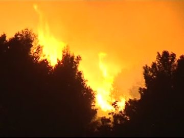 El incendio de Girona sigue sin estar controlado