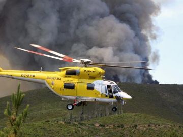 Un incendio en la comarca de Las Hurdes obliga a evacuar a 30 vecinos