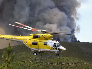 Un incendio en la comarca de Las Hurdes obliga a evacuar a 30 vecinos Un incendio en la comarca de Las Hurdes obliga a evacuar a 30 vecinos