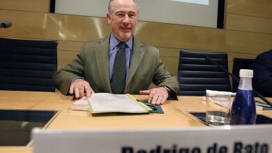 El juez rechaza interrogar a Rato antes de decidir si interviene Bankia