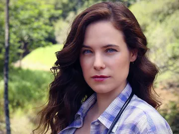 Caroline Dhavernas Caroline Dhavernas