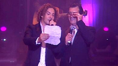 Bisbal y Antonio Banderas interpretan un inesperado dueto en Marbella