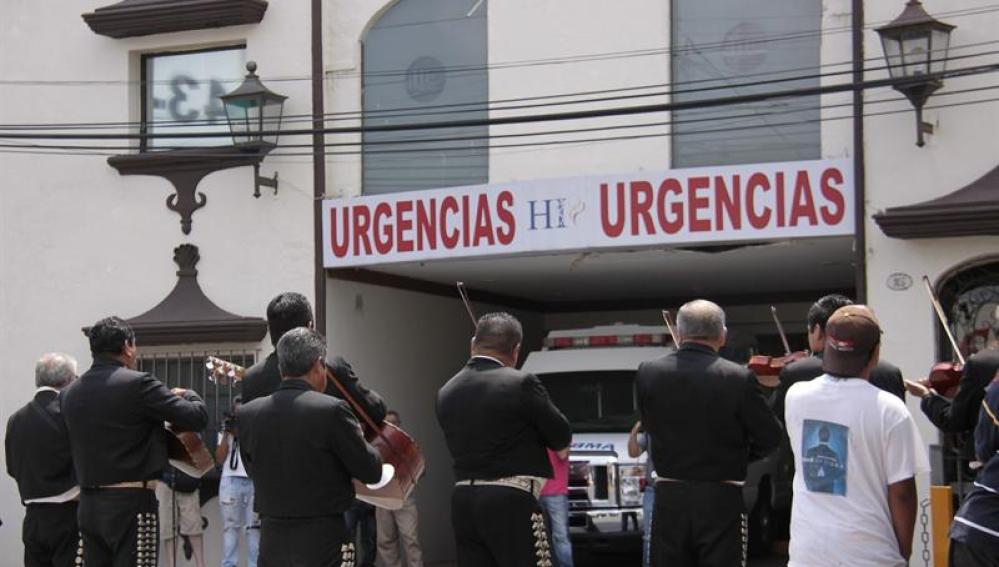 Mariachis despiden a Chavela en México