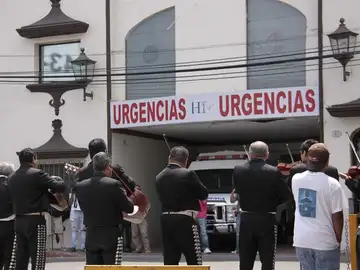 Mariachis despiden a Chavela en México Mariachis despiden a Chavela en México
