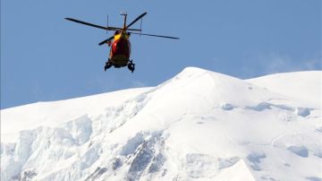 Rescatan a los tres alpinistas españoles bloqueados en el Mont Blanc