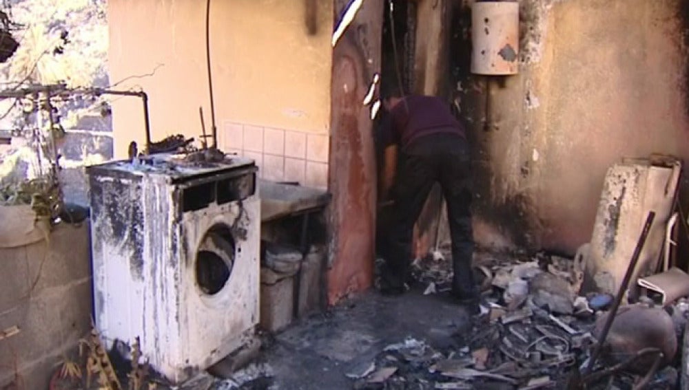 Los vecinos de La Gomera regresan a sus casas