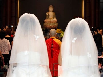 Las novias al inicio del enlace