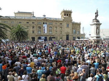 Miles de personas exigen en San Sebastián la liberación de Uribetxebarria Miles de personas exigen en San Sebastián la liberación de Uribetxebarria