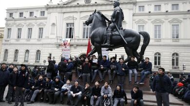 Los estudiantes de secundaria chilenos intensifican sus protestas